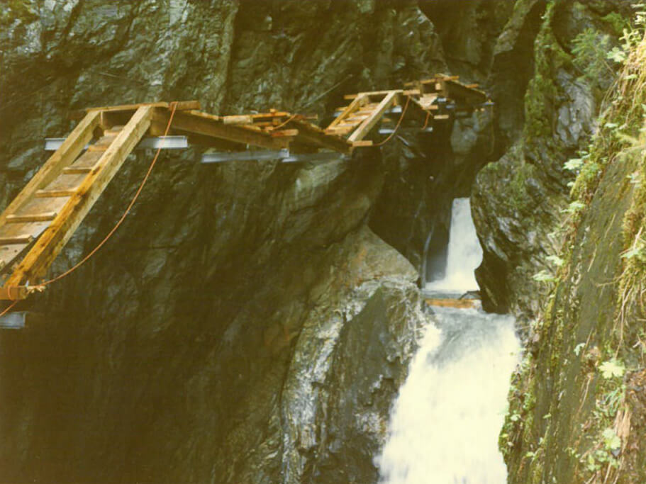 1992